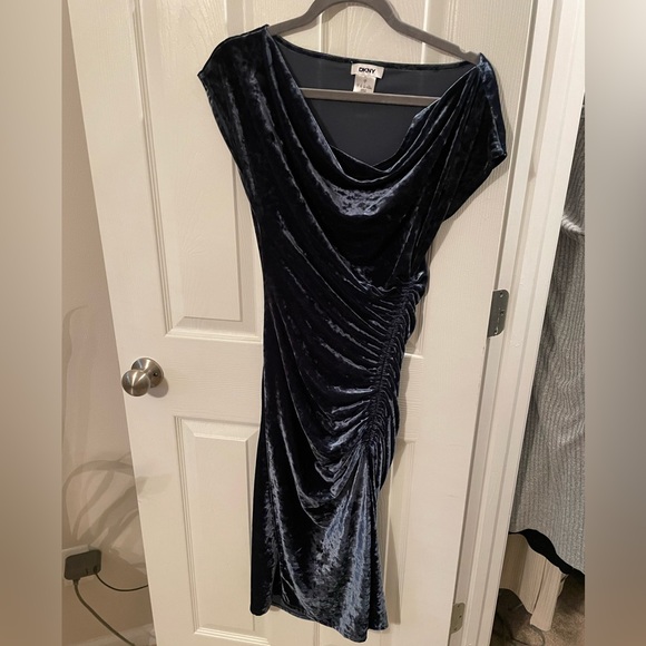 Dkny Dresses & Skirts - DKNY Velvet Off-Shoulder Dress Size 6